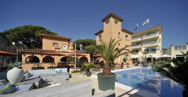 van-der-valk-hotel-barcarola